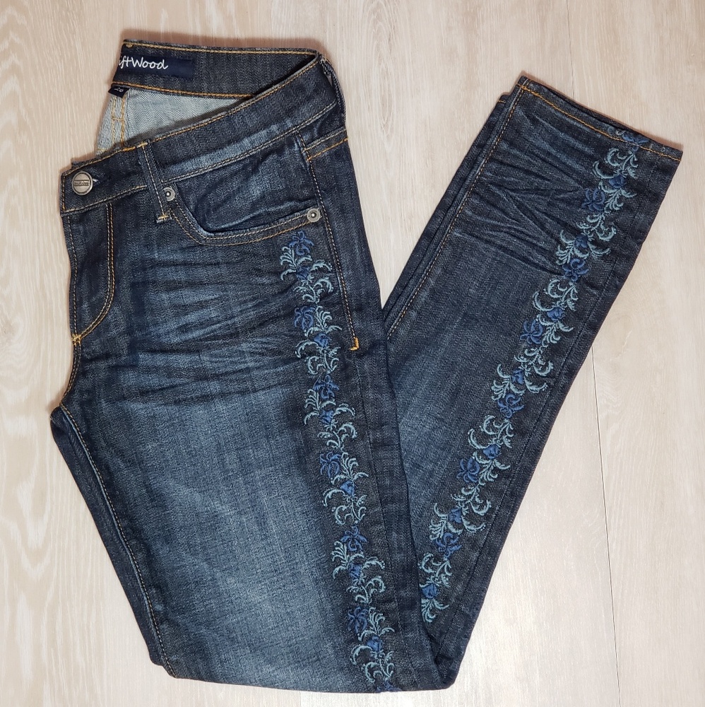 Driftwood embroidered skinny jeans